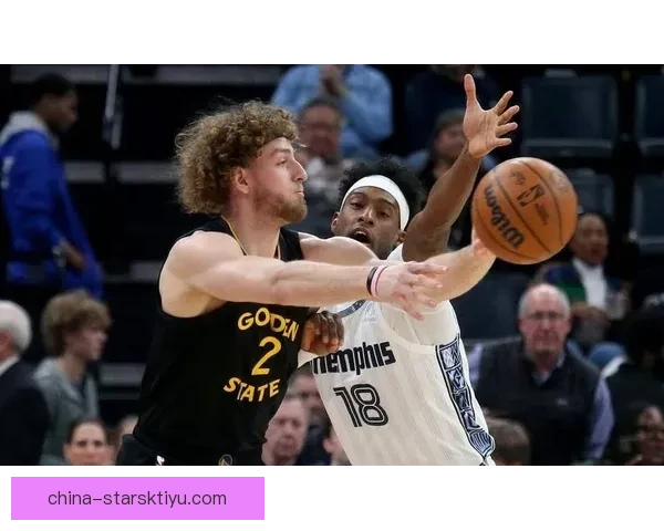 勇士大胜灰熊八人上双高效亮眼